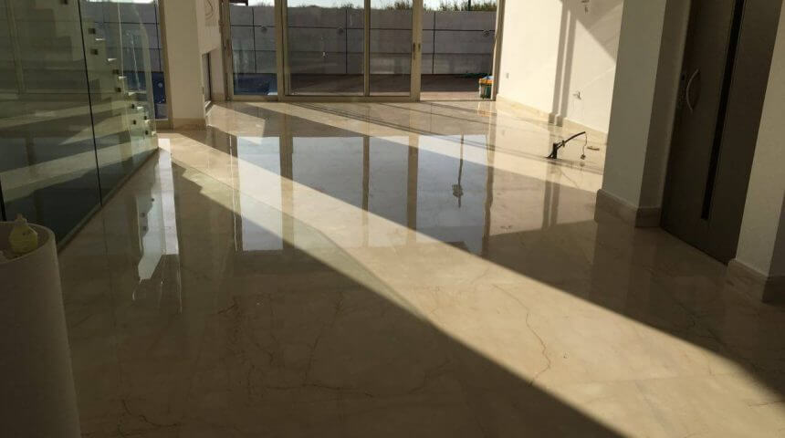 הברקה קריסטלית איכותית